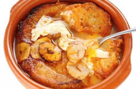 Hvitløkssuppe