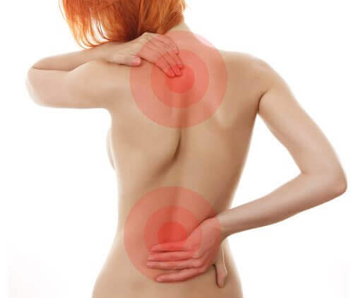 5 tips for å forbedre holdningen og lette smerter i ryggen