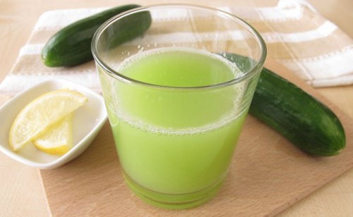 Juice med agurk og sitron