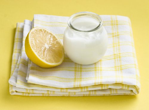 Yoghurt og sitronjuice