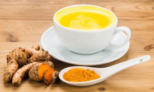 Gurkemeie og melk mot leddgikt