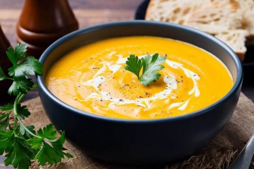 Kremet gulrotsuppe