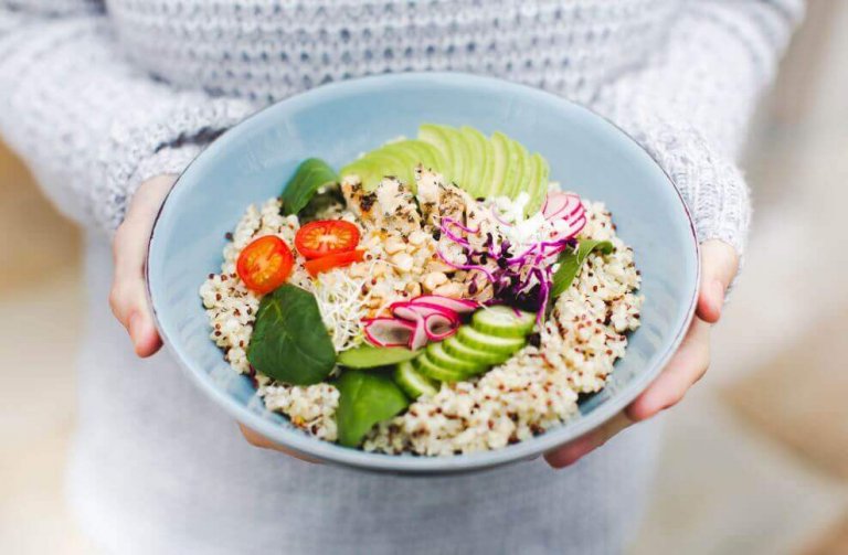 Tre sunne og smakfulle salater med quinoa