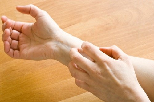 Prikking i hender og føtter: Multippel sklerose