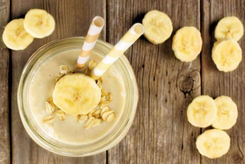 4 oppskrifter på en mettende smoothie med havremelk