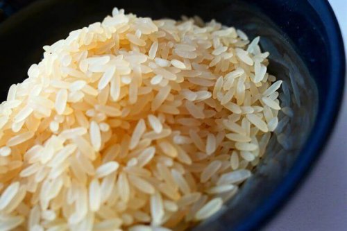 Slik bruker du ris for å gjøre huden din misunnelsesverdig