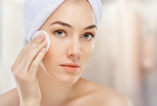 Bli kvitt urenheter i huden med disse 6 ansiktsmaskene