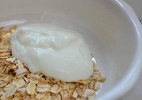 Havre og yoghurt