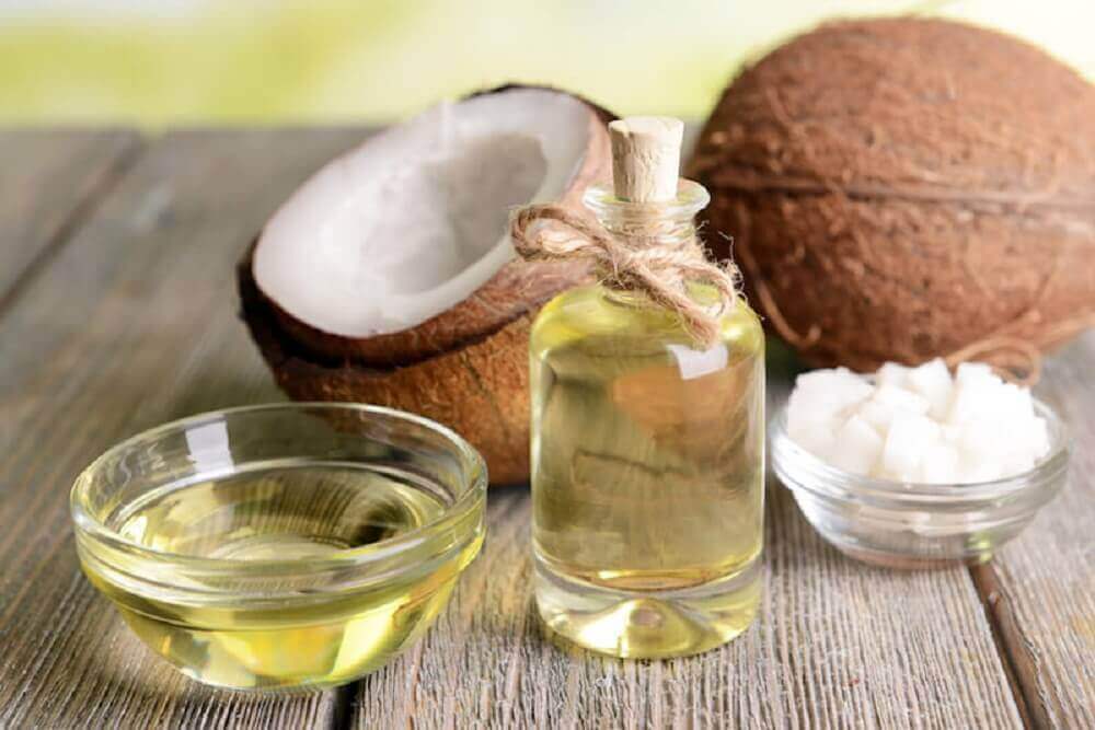 Kokosolje for behandling av tørr hud