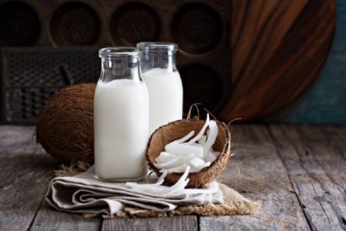 Kokosnøtter og kokosnøttmelk