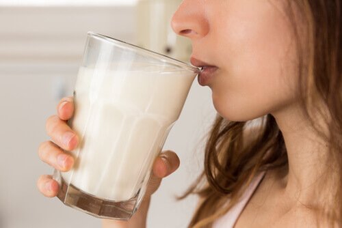 varm melk - stressreduserende drikkevarer