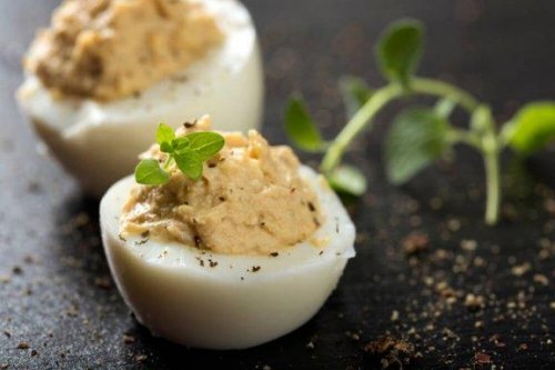 Fylte egg: 4 måter å lage det på med få ingredienser