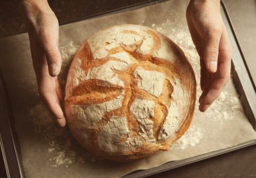 Lær å lage eltefritt brød uten gluten