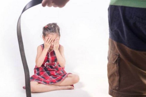 Fysisk avstraffelse av barn: Hvilke konsekvenser får det?