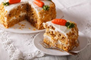 Smakfull fettfattig gulrotkake uten egg