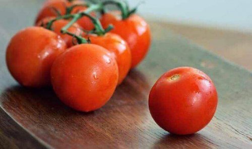 Herlige modne tomater, fra egen hage.