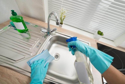 Tips for å desinfisere og rengjøre vaskene i hjemmet