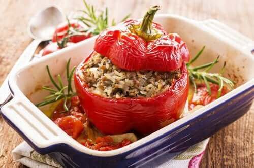 Deilige oppskrifter på fylte paprika med quinoa