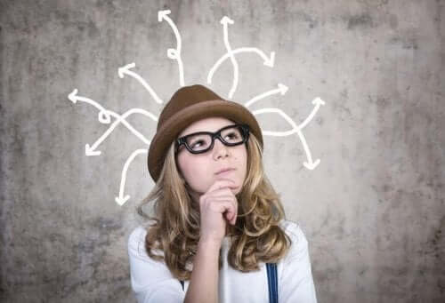 Jente som tenker på det ukjente.