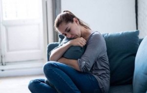 Hva gjør du når kjæresten din forsvinner fra tid til annen?