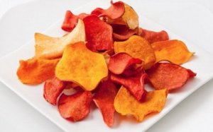 Slik lager du chips av aubergine og andre grønnsaker