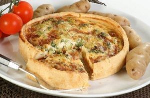 Lag en nydelig quiche med grønnsaker og mykost