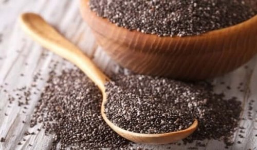 Spansk omelett med chiafrø.