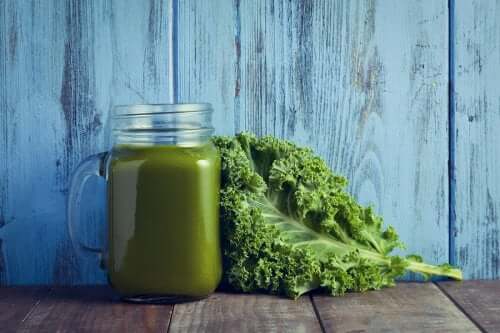 Kremet grønnsakssuppe med grønnkål og spinat – et vitamintilskudd