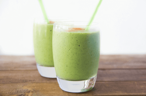 Grønn smoothie med avokado