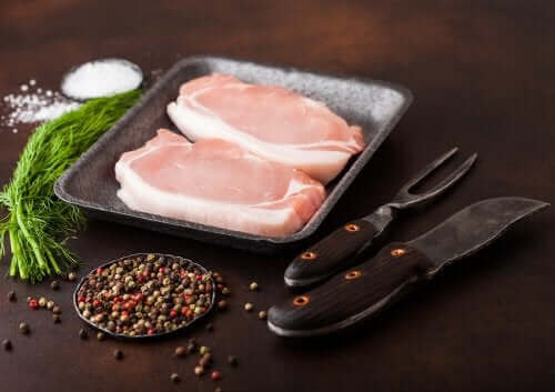 Tilberede svinekjøtt: Grillet.