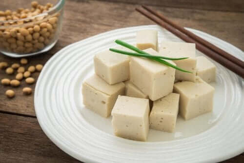 Tofu i tofu-retter.
