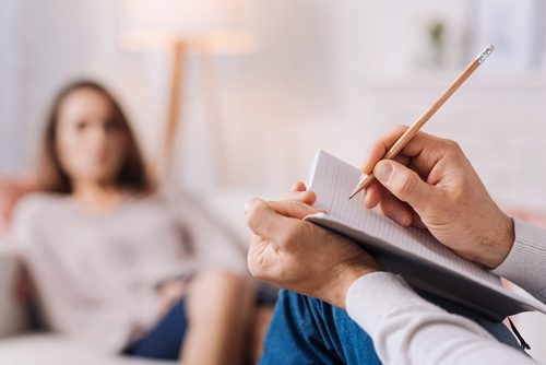 Kvinne hos psykolog