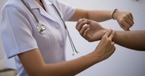 Auskultasjon av blodårer og arterier