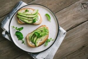 Prøv en sunn vegansk ost med oregano