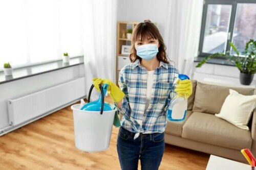 Koronavirus: Anbefalinger for å rengjøre og desinfisere boligen din