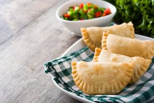 Hjemmelagde veganske empanadas.