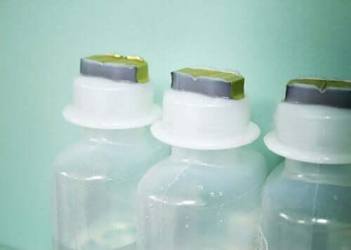 Hva blir saltløsninger brukt til?