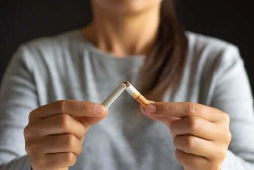 Det er fullt mulig å slutte å røyke, ofte kan produkter som nikotintyggegummi være til god hjelp.