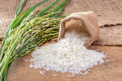 Hva er den beste måten å spise ris på og hvorfor?