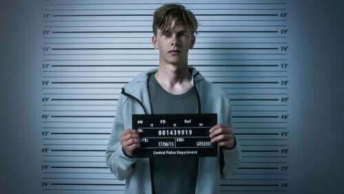 En person som blir arrestert
