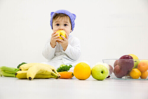 Hvilke frukter er trygge for babyer å spise?