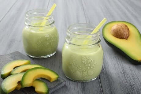 Energigivende smoothies med avokado