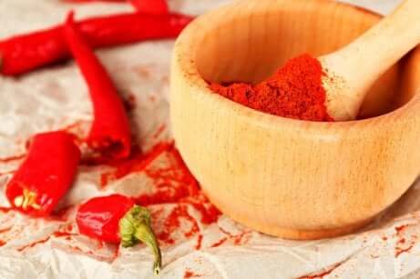 Kajennepepper inneholder et stoff som kalles capsaicin