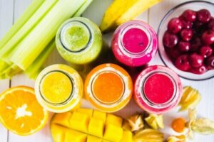 De beste fargerike smoothiene for hver dag i uken