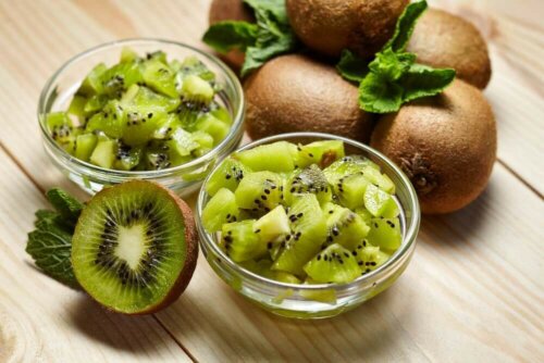 Du får mange C-vitaminer fra kiwi.