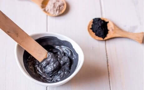 Slik lager du masken