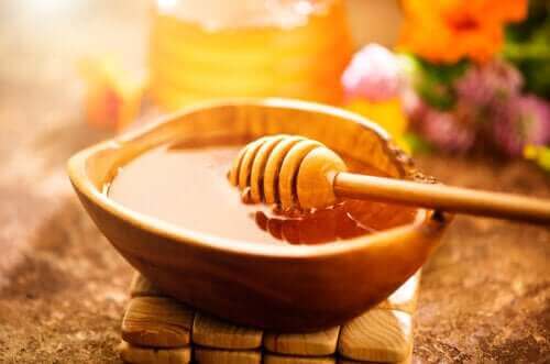 Den glykemiske indeksen for honning og diabetes