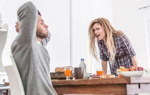 Lær å kontrollere sinnet ditt med disse enkle triksene