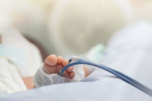 Sepsis hos spedbarn og barn: Varselstegn og symptomer