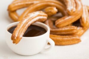 To oppskrifter på glutenfri churros